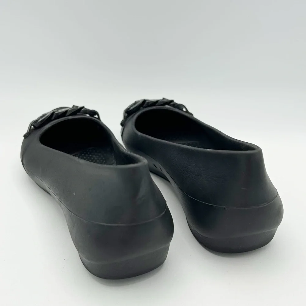 Crocs Womens Gianna Chain Link Ballet Flats Slip‎ On Shoes Black Size 6